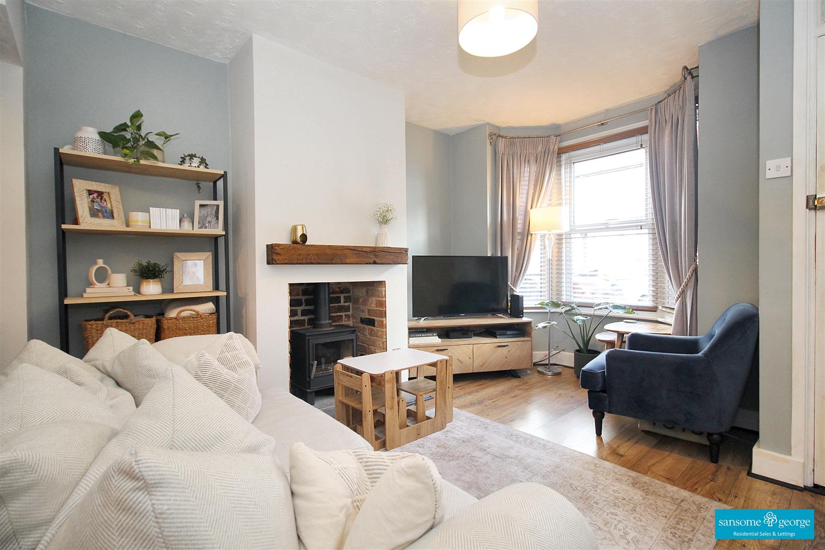 2 bed property in Belmont Road, Reading